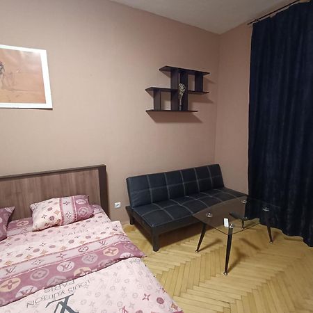 Ляльковий Театр Не Мансарда 利沃夫 外观 照片